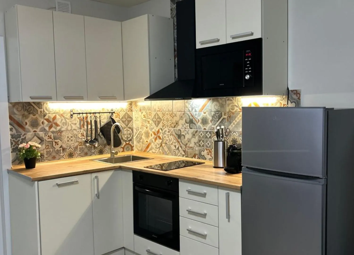 Timco Apartment With Big Terrace, Partial Lake View And Air-Conditioner Torno
